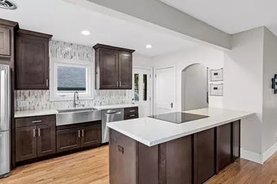 2171 Juno Avenue, Saint Paul, MN 55116 - Photo 9