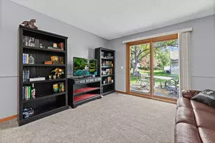14872 Embry Path, Apple Valley, MN 55124 - Photo 7