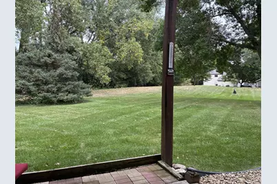 997 Heritage Court E, Vadnais Heights, MN 55127 - Photo 17