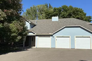 997 Heritage Ct E, Vadnais Heights, MN 55127 - Photo 37