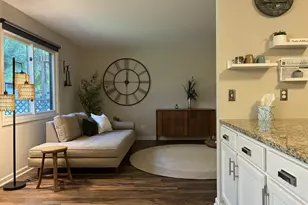 997 Heritage Ct E, Vadnais Heights, MN 55127 - Photo 13