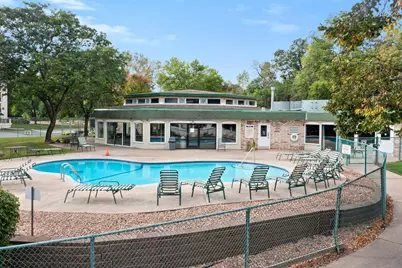 10501 Cedar Lake Road #512, Minnetonka, MN 55305 - Photo 37