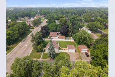 8841 Nicollet Avenue S, Bloomington, MN 55420 - Photo 19
