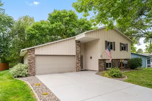 7476 Jeffery Ln S, Cottage Grove, MN 55016 - Photo 3