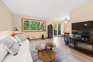 7476 Jeffery Ln S, Cottage Grove, MN 55016 - Photo 9
