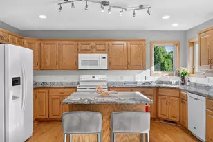 20365 Eidelweiss St NW, Oak Grove, MN 55011 - Photo 15