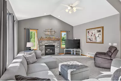 20365 Eidelweiss Street NW, Oak Grove, MN 55011 - Photo 9