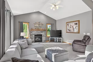 20365 Eidelweiss St NW, Oak Grove, MN 55011 - Photo 9