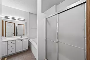 3896 Darling Dr, Woodbury, MN 55125 - Photo 17