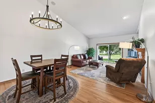 3896 Darling Dr, Woodbury, MN 55125 - Photo 13
