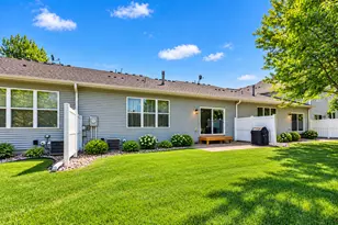 3896 Darling Dr, Woodbury, MN 55125 - Photo 29