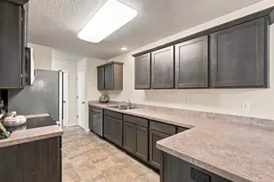 305 Chatum Ln, Jordan, MN 55352 - Photo 11