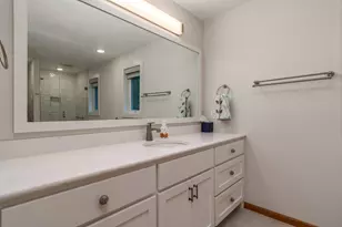 102 Loraine Dr, Lake Crystal, MN 56055 - Photo 25