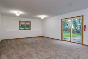102 Loraine Dr, Lake Crystal, MN 56055 - Photo 33