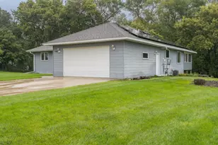 102 Loraine Dr, Lake Crystal, MN 56055 - Photo 49