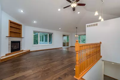 102 Loraine Drive, Lake Crystal, MN 56055 - Photo 3