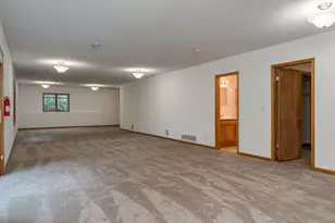 102 Loraine Dr, Lake Crystal, MN 56055 - Photo 35