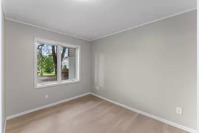 4051 Brunswick Avenue N, Crystal, MN 55422 - Photo 29