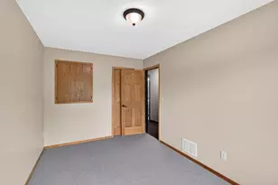 4920 W 145th St, Savage, MN 55378 - Photo 15