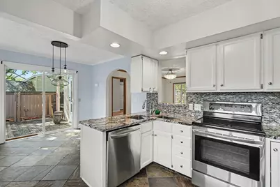 3317 Yosemite Avenue S, Saint Louis Park, MN 55416 - Photo 9