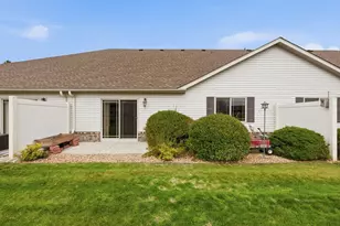 606 Graceview Dr, Saint Joseph, MN 56374 - Photo 3