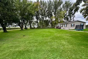 28529 825th Ave, Hollandale, MN 56045 - Photo 3