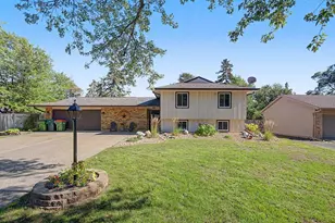 10496 Thrush St NW, Coon Rapids, MN 55433 - Photo 31