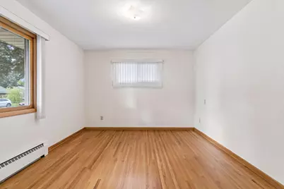 202 Ash Street W, South Saint Paul, MN 55075 - Photo 25