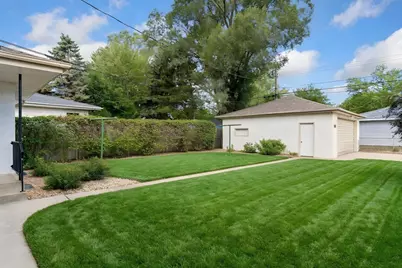 202 Ash Street W, South Saint Paul, MN 55075 - Photo 45
