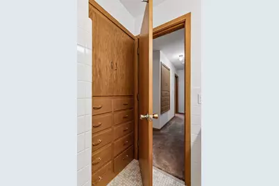 202 Ash Street W, South Saint Paul, MN 55075 - Photo 23