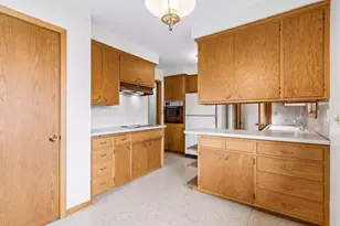 202 Ash St W, South Saint Paul, MN 55075 - Photo 15