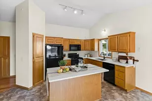 2960 Rice Creek Pkwy NE, Blaine, MN 55449 - Photo 13