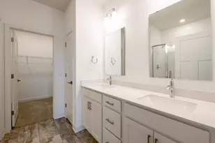 5180 Long Pointe Bay, Woodbury, MN 55129 - Photo 9