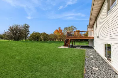 733 O'Brien Parkway, Belle Plaine, MN 56011 - Photo 7