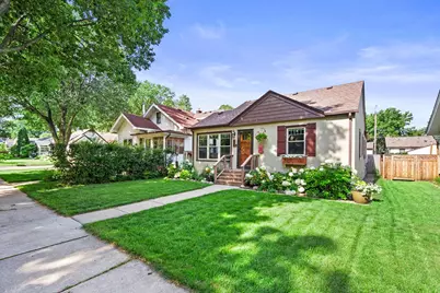 2704 Garfield Street NE, Minneapolis, MN 55418 - Photo 3