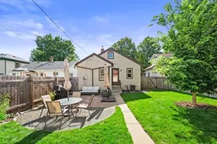 2704 Garfield Street NE, Minneapolis, MN 55418 - Photo 39