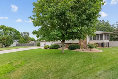 4760 Larson Road, Shoreview, MN 55126 - Photo 49