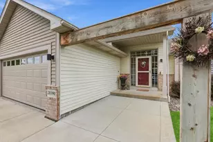 20390 Pintail Ct, Rogers, MN 55374 - Photo 3