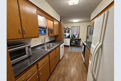 50800 Evergreen Avenue, Rush City, MN 55069 - Photo 7