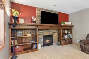 746 Riesgraf Rd, Carver, MN 55315 - Photo 23