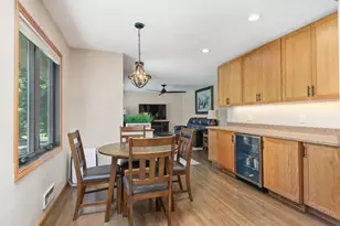 13008 Lakeview Dr Dr, Burnsville, MN 55337 - Photo 11
