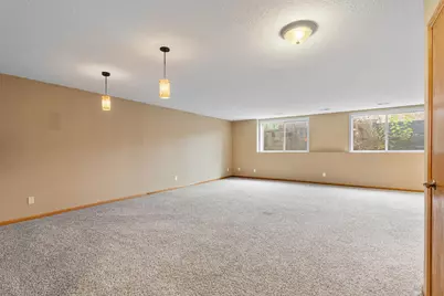 910 Lee Street NE, Owatonna, MN 55060 - Photo 27