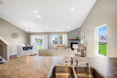 15174 Emory Circle, Apple Valley, MN 55124 - Photo 17