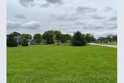 621 6th Street, West Concord, MN 55985 - Photo 1