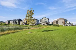 10229 Queensland Ln N, Maple Grove, MN 55311 - Photo 91
