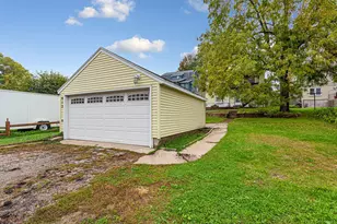 613 S Broadway St, New Ulm, MN 56073 - Photo 41
