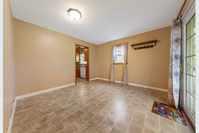 613 S Broadway Street, New Ulm, MN 56073 - Photo 11