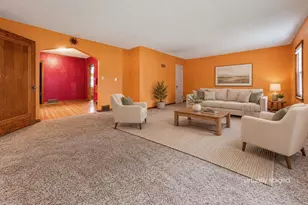613 S Broadway St, New Ulm, MN 56073 - Photo 9