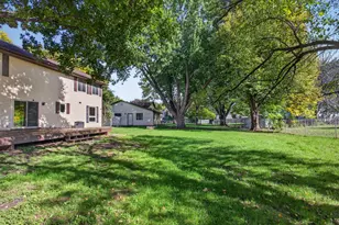9829 105th Ave N, Maple Grove, MN 55369 - Photo 37