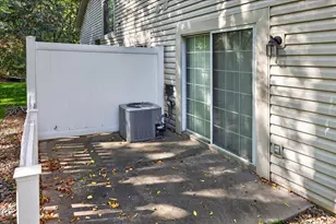 2583 Lockwood Dr, Mendota Heights, MN 55120 - Photo 5